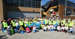 Keçiörende Kadın Ve Çocuklar Temizlik Ordusu Kurdu