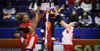 A Milli Kadın Voleybol Takımı Bir Üst Tura Yükseldi