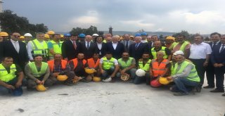 Binali Yıldırımdan Nevvar Salih İşgören Ulu Camii İnşaatına Ziyaret