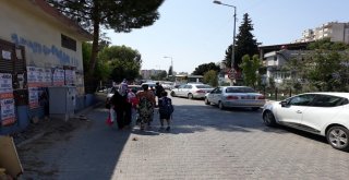 Velilerin Yola Açılan Kapı İsyanı