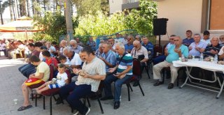 Gülüç Belediyesi Mezarlıklarda Kuran-I Kerim Okuttu