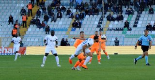 Spor Toto Süper Lig: Bb Erzurumspor: 0 - A.alanyaspor: 0 (İlk Yarı)