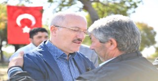 Başkan Kafaoğlundan Şehit Ailesine Taziye Ziyareti