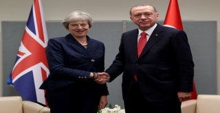 Cumhurbaşkanı Erdoğan, İngiltere Başbakanı May İle Görüştü