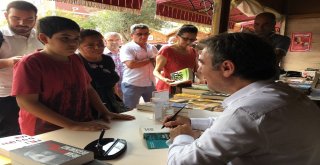 Büyükçekmece Belediyesi 2. Kitap Günlerine Yoğun İlgi