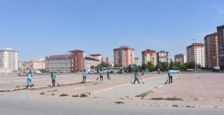 Kocasinanda Temizlik İçin Tüm İmkanlar Seferber Edildi