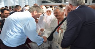 Antalyadan 2Nci Hac Kafilesi Dualarla Uğurlandı