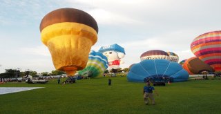 Tayvan Uluslararası Sıcak Hava Balonu Festivali Başladı