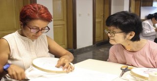 (Özel) İğne Oyasını Öğrenmek İçin 9 Bin Kilometreden Geldiler