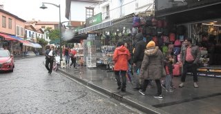 Fırtınadan Çeşme Değil, Ekonomisi Etkilendi