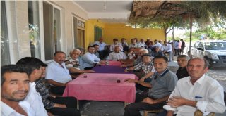 Besni Kaymakamı Köy Gezilerini Sürdürüyor