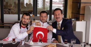 Milli Takımın Özel Sporcuları İlkadımda