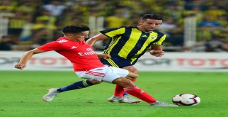 Uefa Şampiyonlar Ligi 3. Ön Eleme: Fenerbahçe: 1 - Benfica: 1 (İlk Yarı)