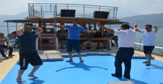 Korkuteli Esnafına Tekne Turu