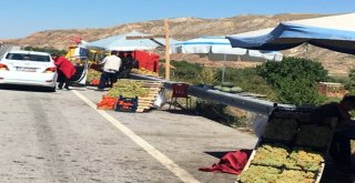 Tezgahları Kaldırılan Çiftçiler İle Polis Ve Jandarma Arasında Arbede Yaşandı