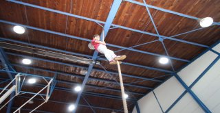 Bin Öğrenci Yaz Spor Okulları İle Eğleniyor