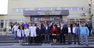 Türel Hastaneleri Ziyaret Ederek 14 Mart Tıp Bayramını Kutladı