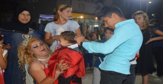 Göbek Atıp, Saç Tıraşı Yaptılar