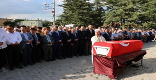 Eski Niğde Milletvekili İsmail Göksel Toprağa Verildi