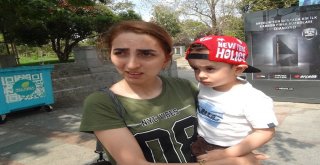 (Özel) Taksimin Göbeğinde İranlı Turistleri Gasp Eden Taksici Kaçtı