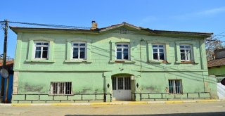 Salihli Atatürk Evinde Restorasyon Devam Ediyor