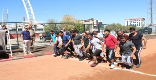 Edremitte Bin 400 Aday Korucu Olmak İçin Ter Döktü