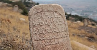 Mezar Taşları, Harputun Bin Yıllık İslam Yurdu Olduğunu İspatlıyor