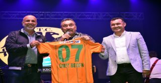 Gökbel Yaylasında Ümit Besen Ve Muazzez Ersoy Rüzgarı