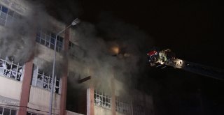 Bayrampaşada Çorap Fabrikasında Yangın