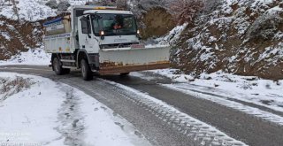 78 köy ve mahalle yolunda kar küreme çalışması yapıldı
