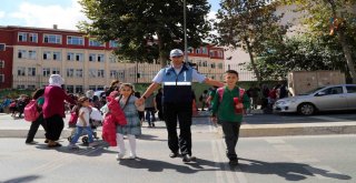 Çocukların Okul Giriş Ve Çıkış Güvenliği Zabıtaya Emanet