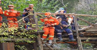 Yenicede Arama  Kurtarma Eğitimleri Nefes Kesti