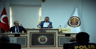 Validen Kurum Müdürlerine Uyarı: Kendi Paranızdan Daha Dikkatli Harcayın