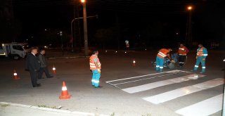 Isparta Belediyesinden Yol Çizgi Çalışması