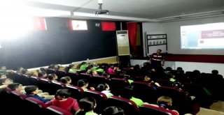Alaşehir Jandarmadan Öğrencilere Trafik Eğitimi