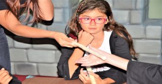 Esparkta Çocuklar Sihirli Dünyada Buluştu