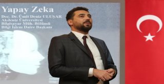 Akdeniz Üniversitesinde Devfest Antalya 2018 Konferansı