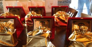 İzaydaş, 20 Yıllık Çalışanlarını Onurlandırdı