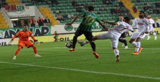 Spor Toto Süper Lig: Akhisarspor: 1 - Göztepe: 0 (İlk Yarı)