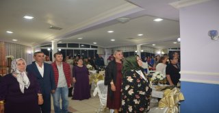 Düğünde Açılan Dev Türk Bayrağı Davetlileri Duygulandırdı