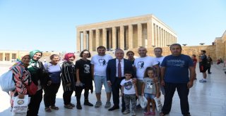 Başkan Böcekten Anıtkabirde