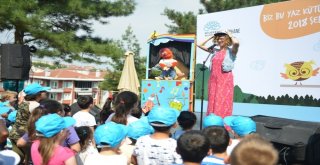 Minikler Kütüphane Ve Kitaplarla Tanıştı