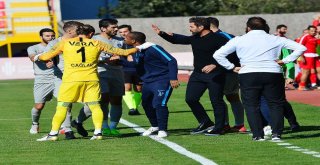 Spor Toto 1. Lig: Ümraniyespor: 2 - Adana Demirspor: 1
