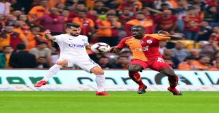 Spor Toto Süper Lig: Galatasaray: 0 - Kasımpaşa: 0 (İlk Yarı)