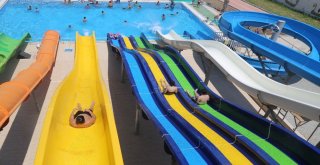 Mezitli Belediyesi Su Parkı Sıcak Yaz Aylarının Vazgeçilmezi Oldu