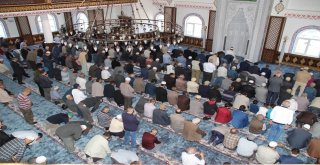 Akşehir Yunus Emre Cami İbadete Açıldı