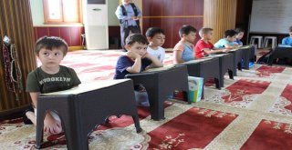 Camide Düzenlenen Zeka Oyunları Çocukları Kuran Kursuna Çekiyor