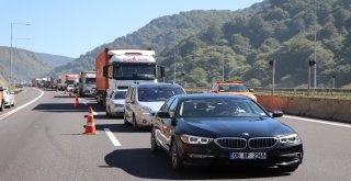 Boluda, Tem Otoyolunda Zincirleme Kaza: 2 Yaralı