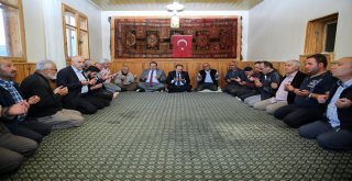 Vali Ali Hamza Pehlivan Yakup Atanın Ailesine Taziyede Bulundu