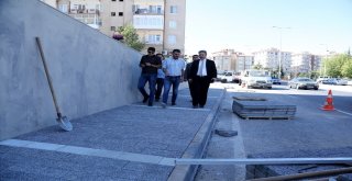 Hoca Ahmet Yesevi Caddesinde Çevre Düzenlemesi
